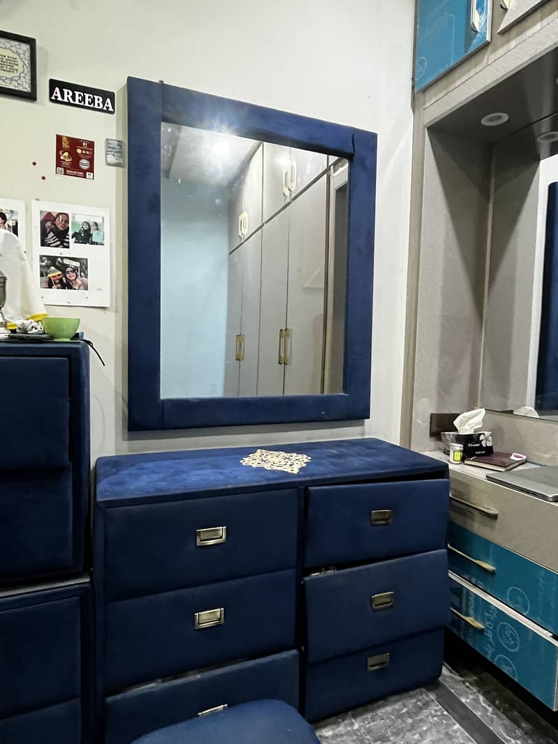 Dressing Table and Mirror 2