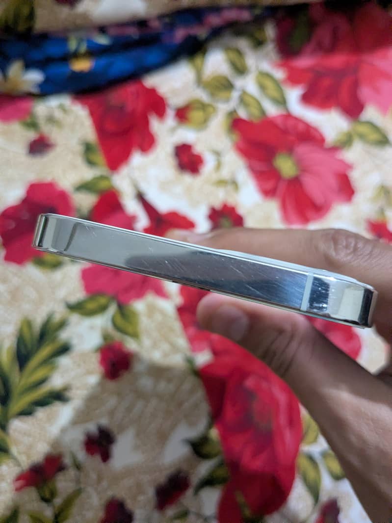 iphone 12 pro 6