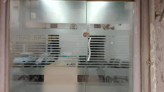 12mm Glass Door