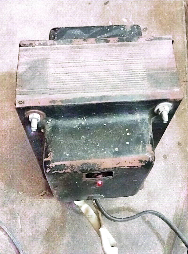 portable AC stabilizer 0