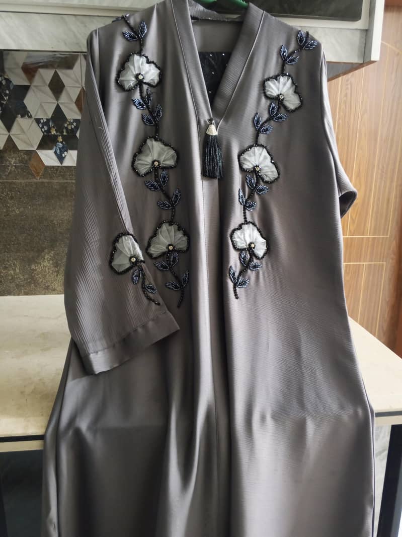 abayas 0