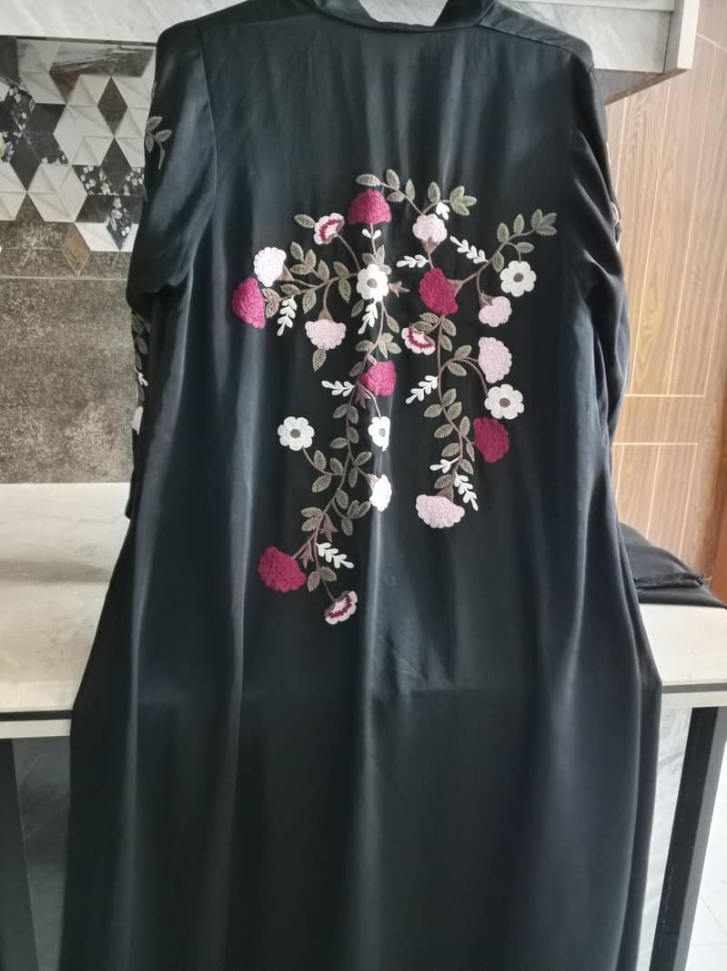 abayas 2