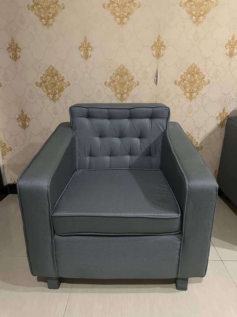 Single seater sofas 8 pcs 1