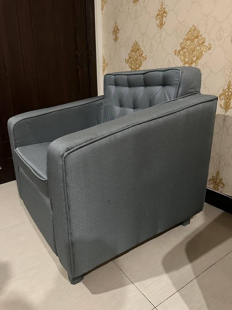 Single seater sofas 8 pcs 2