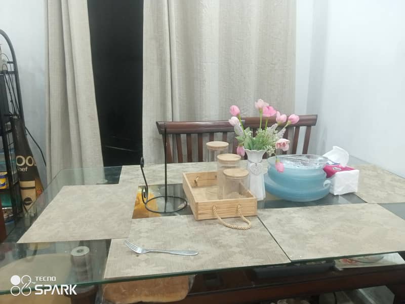 Dining table 4