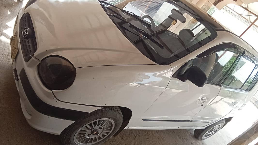 santro 2001 0