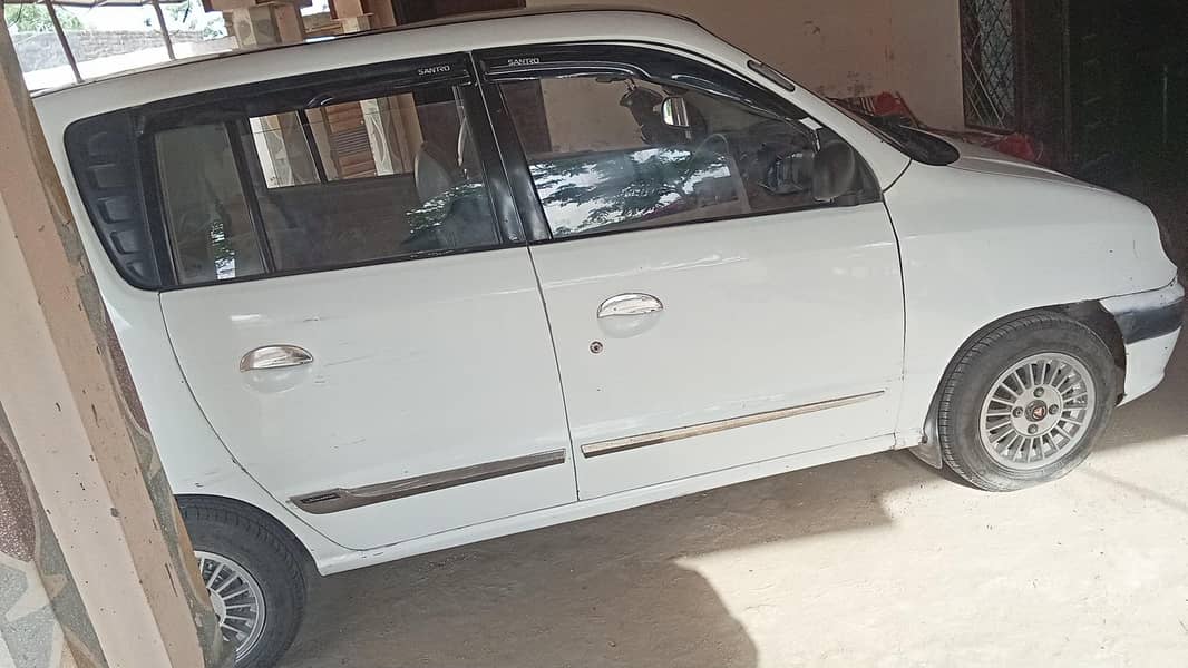 santro 2001 1