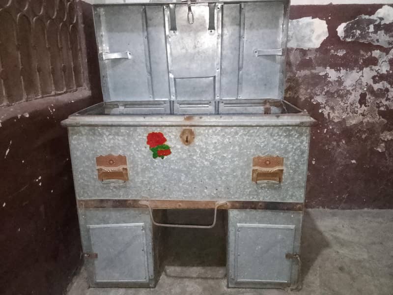 Peti Daba Box 2