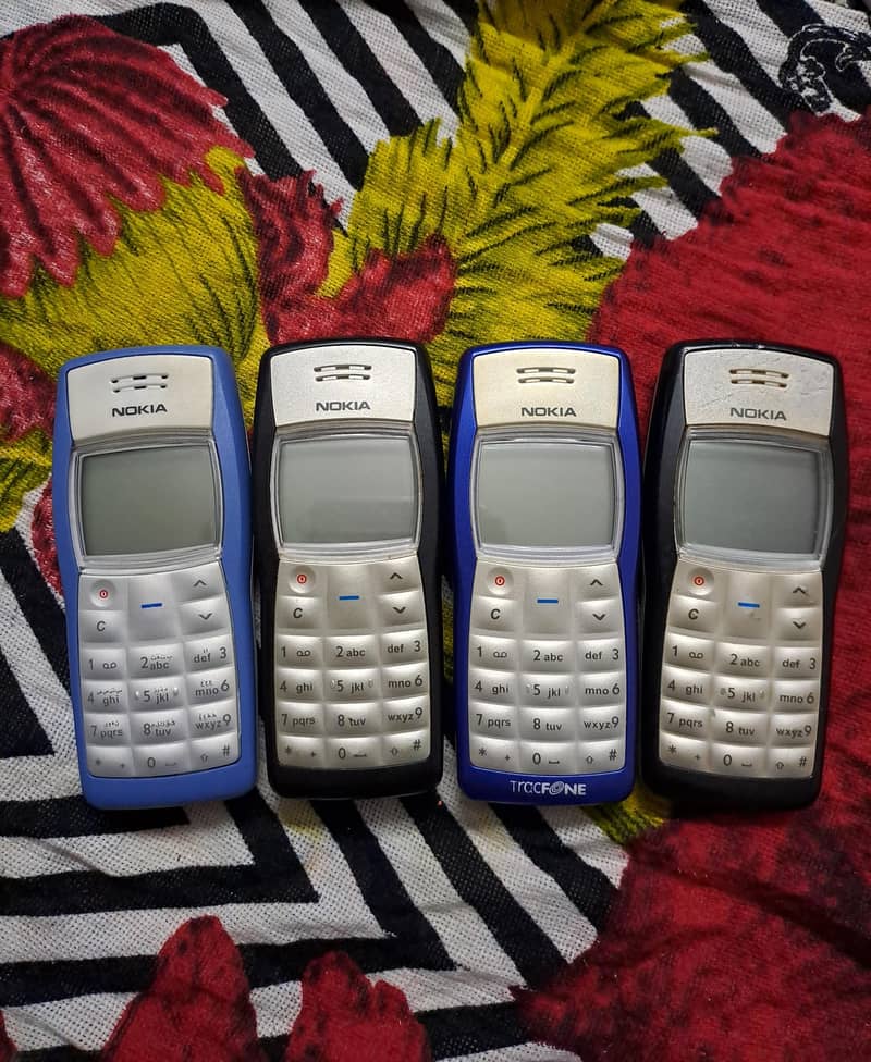 Nokia 1100 0