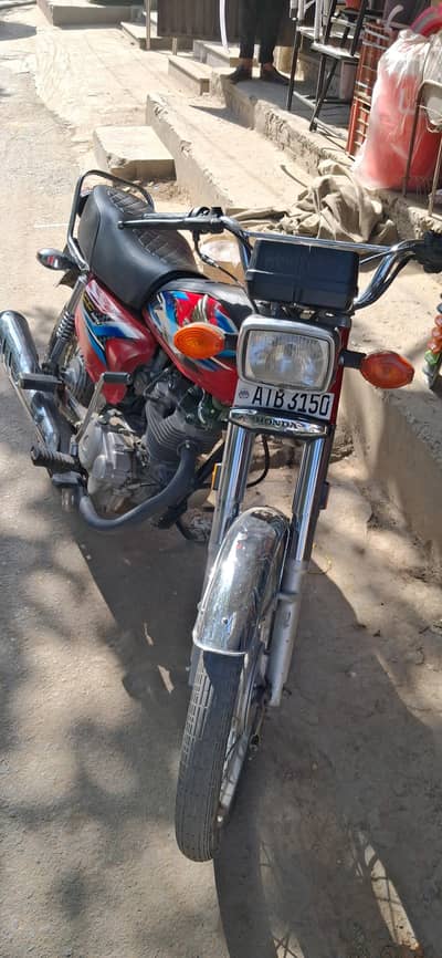 Honda 125 for sale.