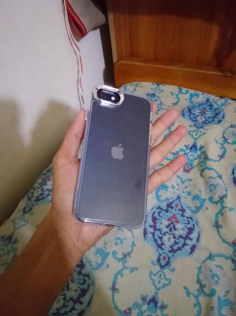 iPhone SE 3 generation 5