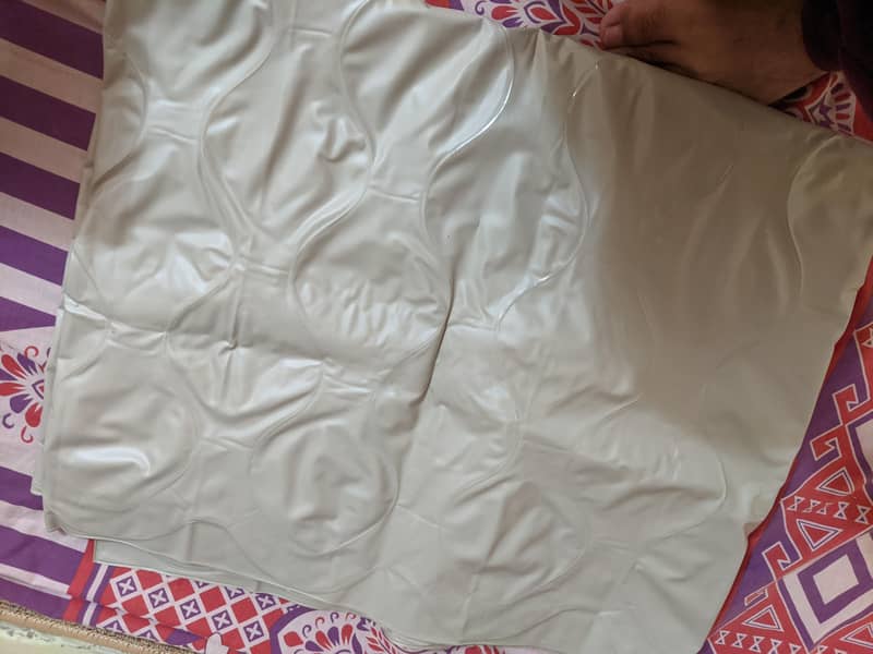 Single bedsores 2