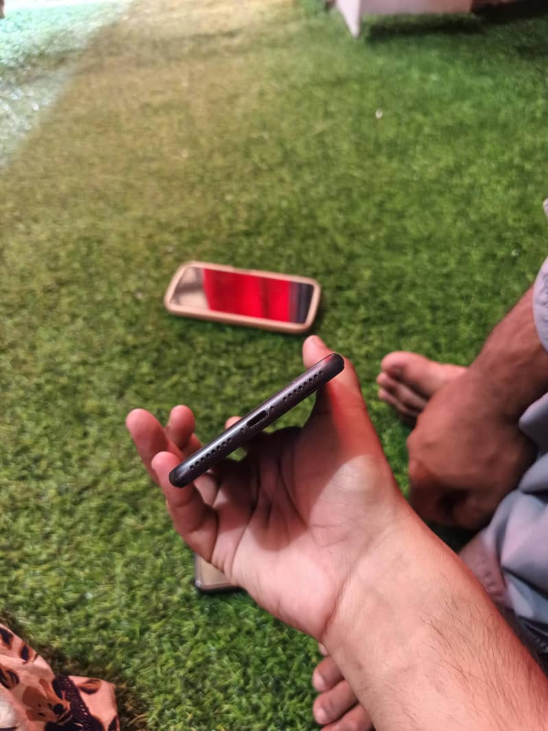 iphone 8plus non pta 2