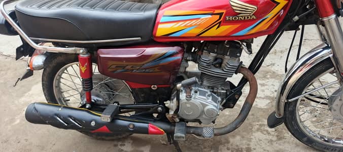 gadi total genuine ha koi maasla nai ha all ok hamodel 15 03186069084