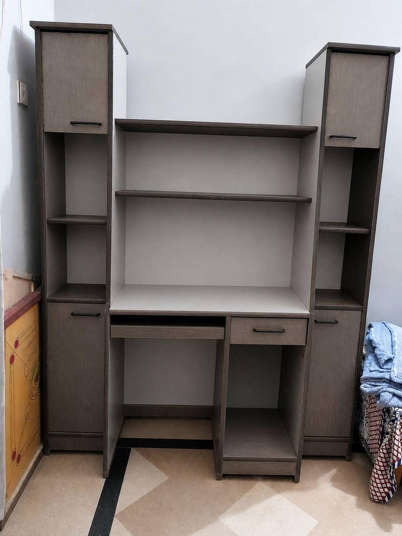 Study/Computer Table 0