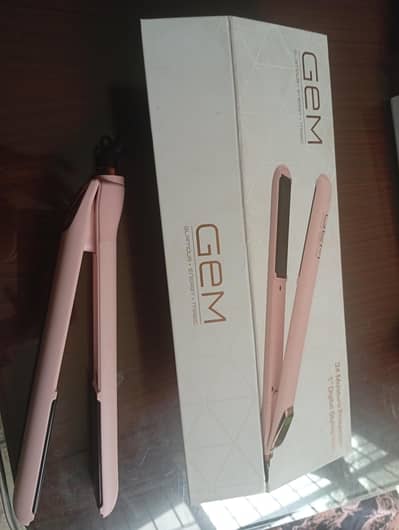 GEM Straightener Machine – Smooth Power, Perfect Finish