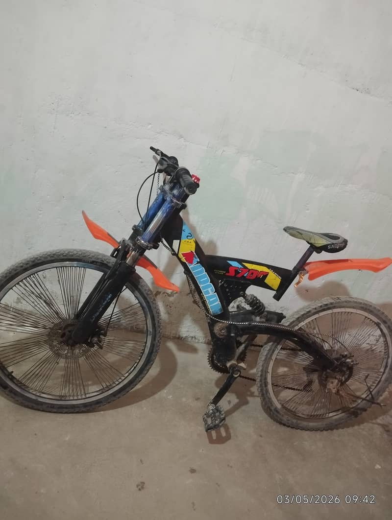 used bicycle 0