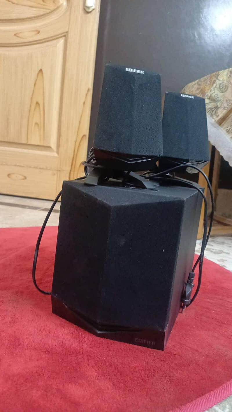 Edifier speaker 2