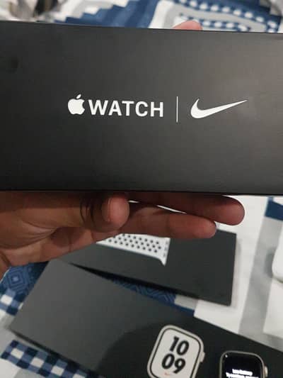 Apple watch series 7 41mm brand new