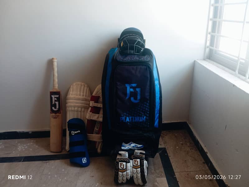 cricket kit 0