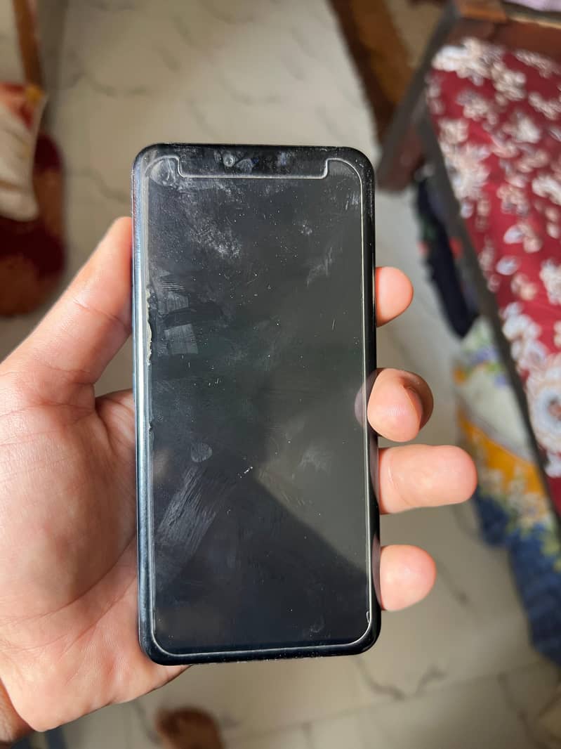 LG G8 thinQ 1