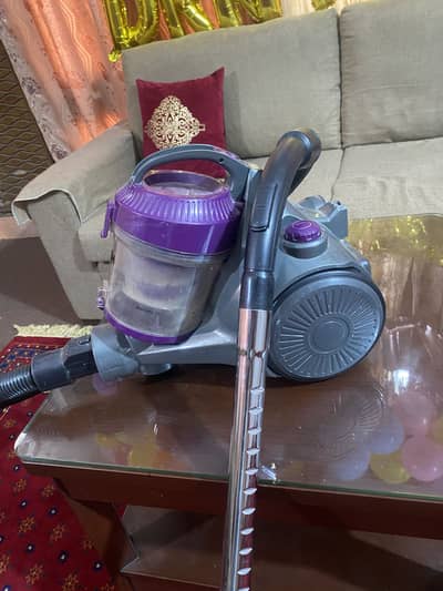 Vacuum cleaner - good condition