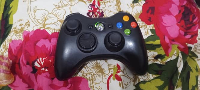full 10/10 condition and pre installed games like GTA