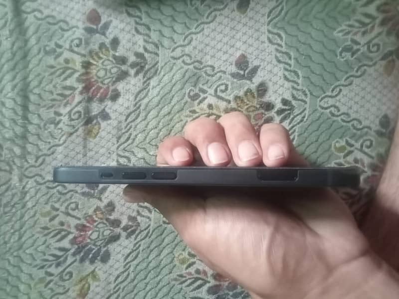 iPhone 13 2