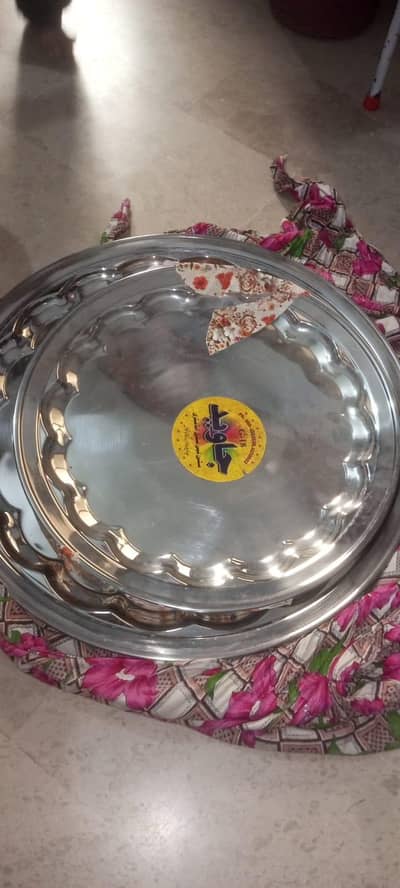seenia / big round tray