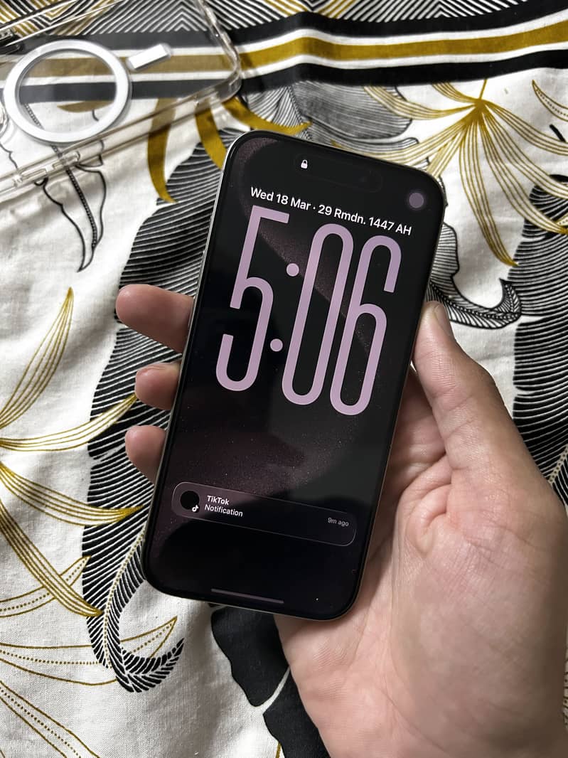 iPhone 15 pro 6