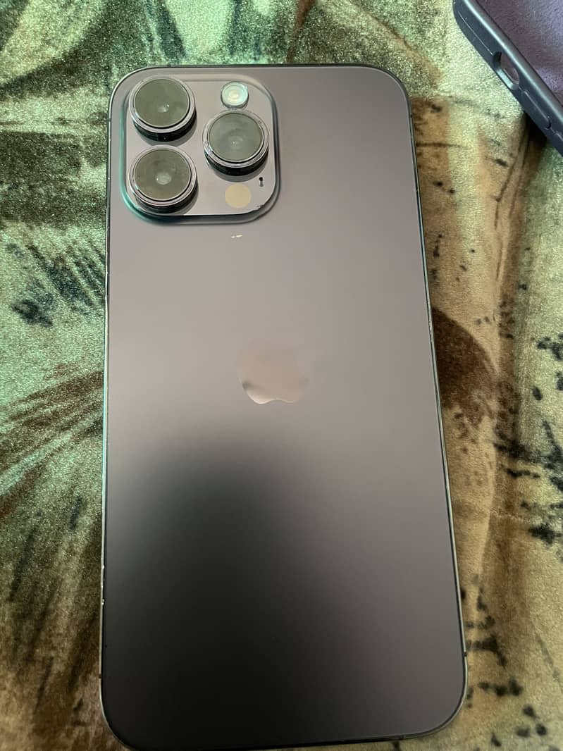 iPhone 14 pro max 1