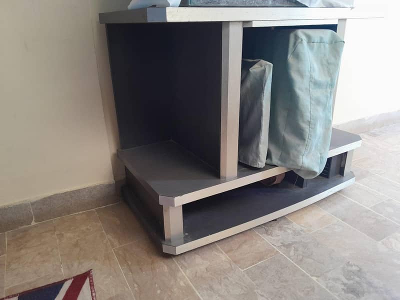 Computer/Tv Trolley 1