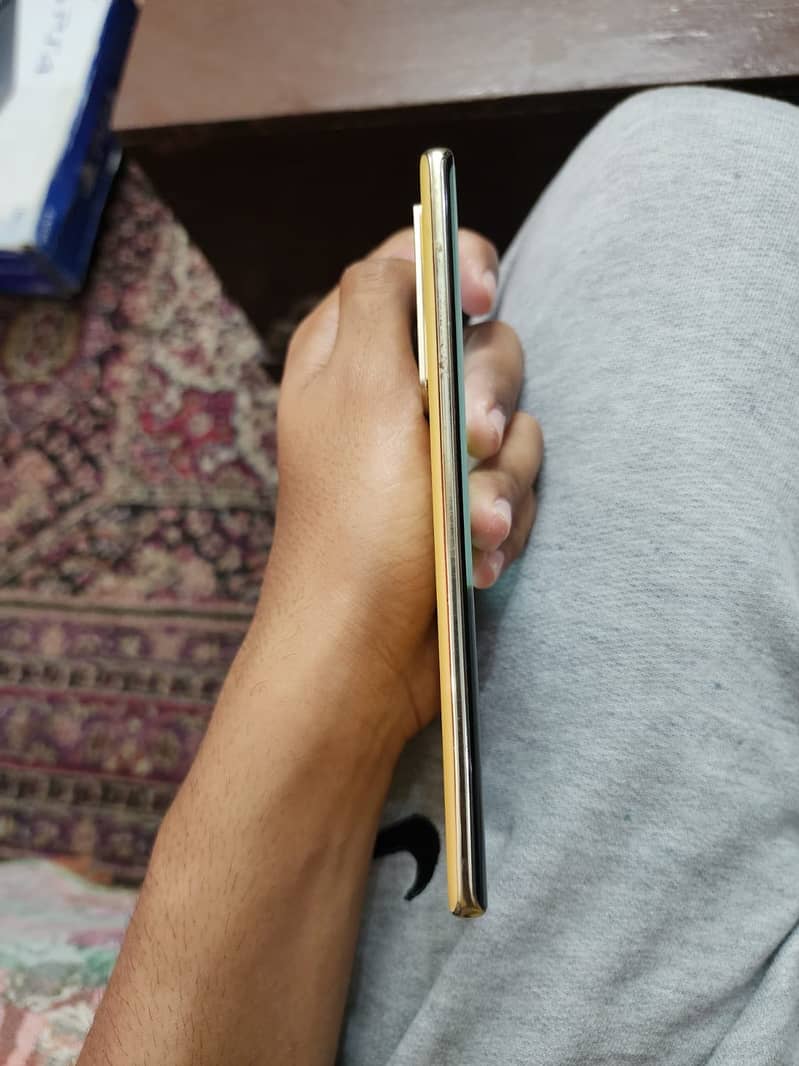 Infinix note 40 pro 3