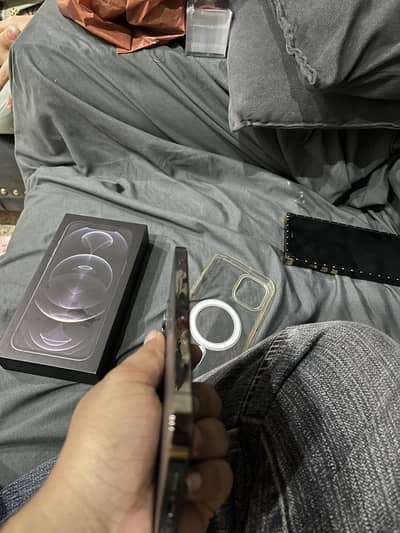 I phone 12 pro max non pta