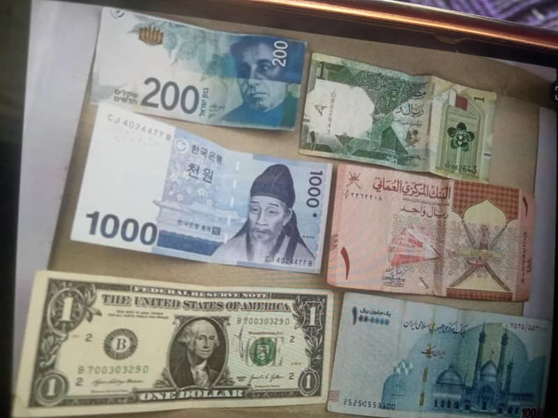 currency notes 0