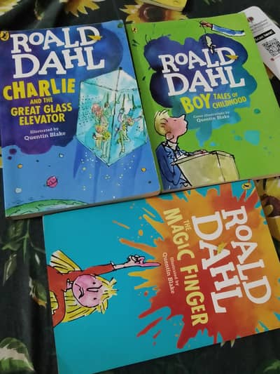 Roald Dahl books ( New Condition )