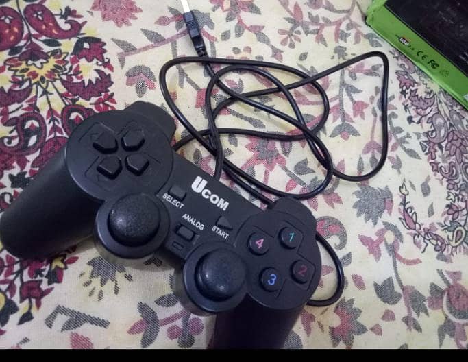 U_com controller for PC 1