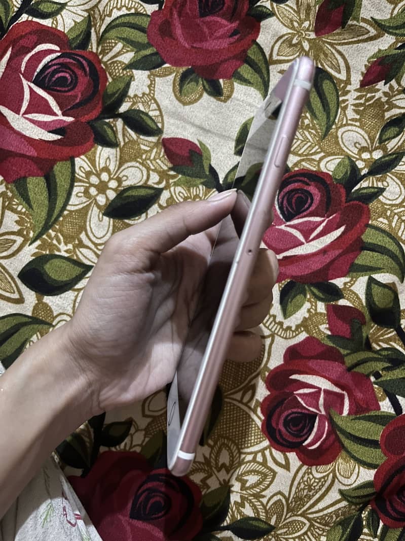 IPhone 7 Plus 0
