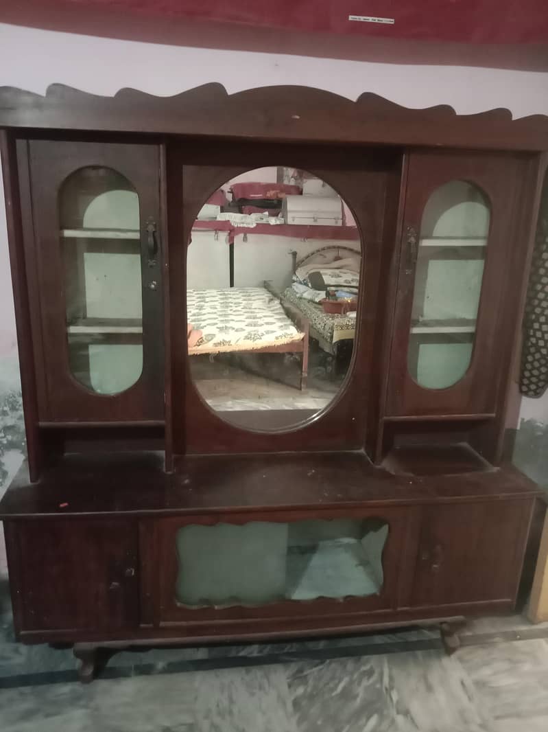 dressing table 0