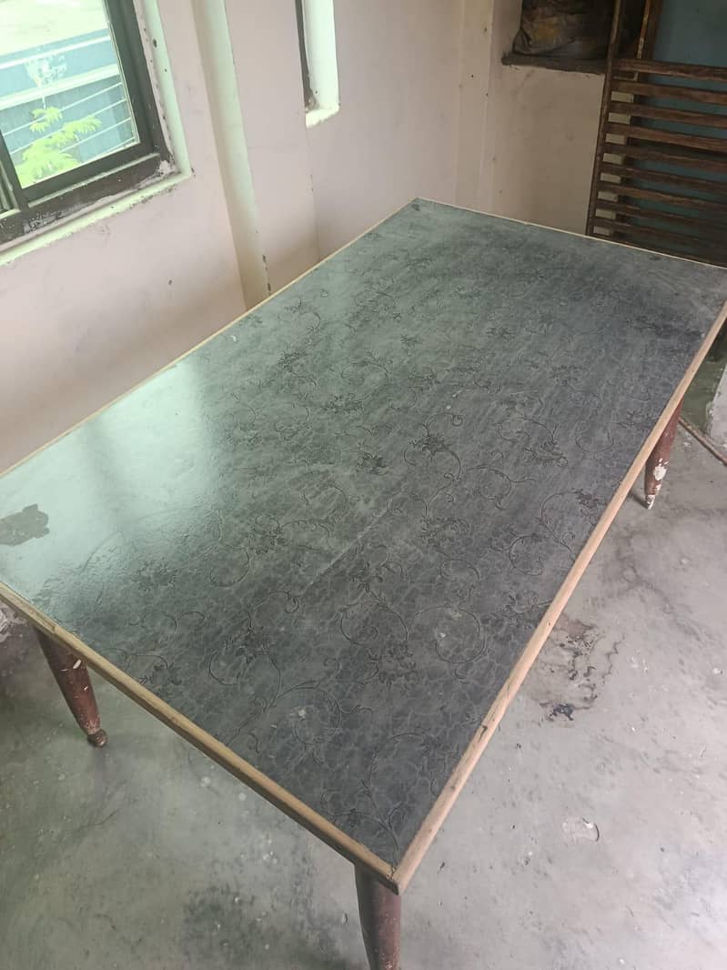 Dinning Table 5