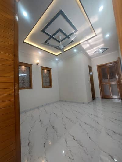 30x70 Triple Story House For Sale