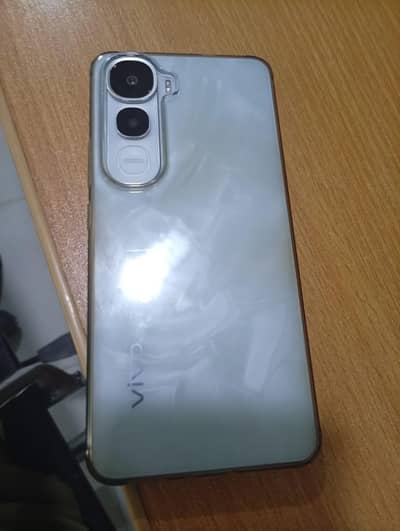 vivo y400
