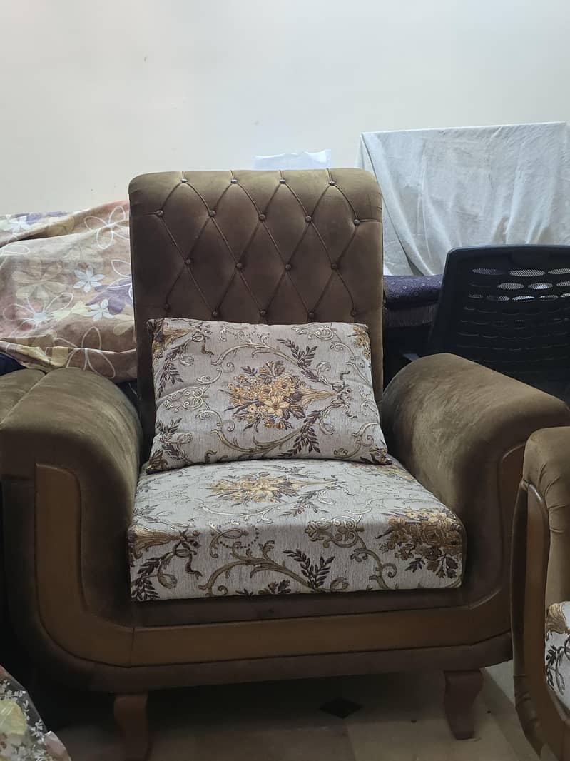 Sofa set 7 seater 2