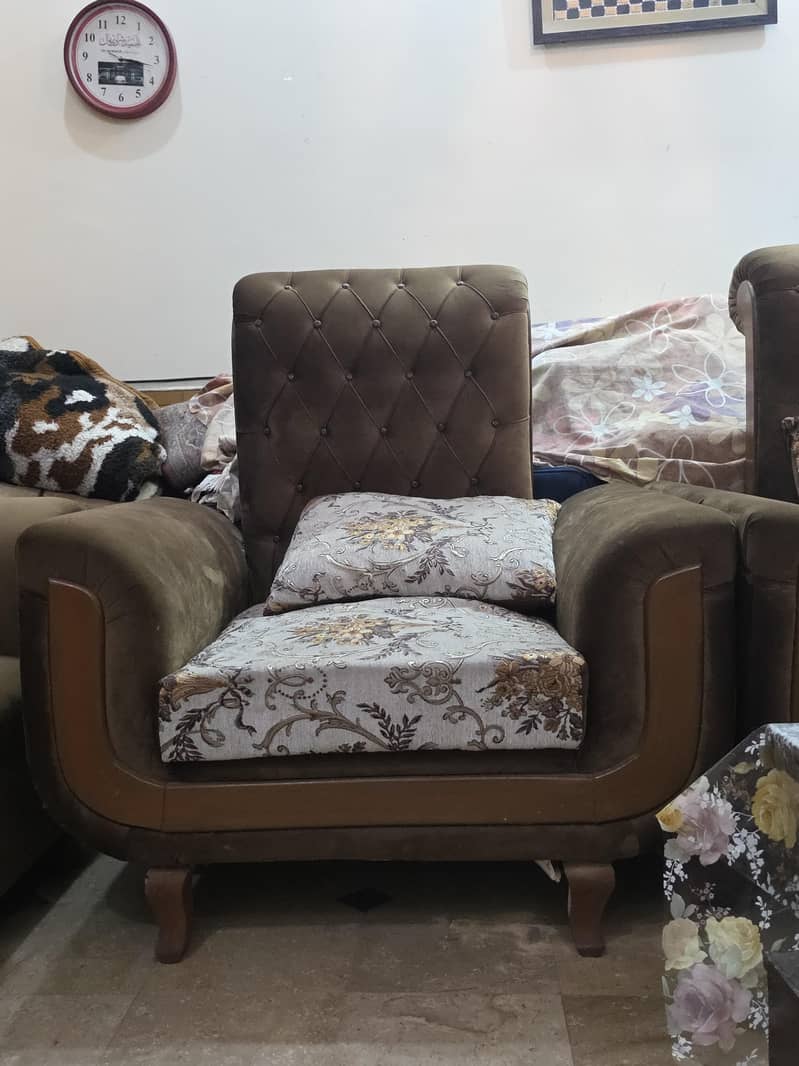 Sofa set 7 seater 3
