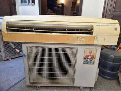 Mitsubishi Mr. Slim 1.5 Split Air-conditioner Excellent condition