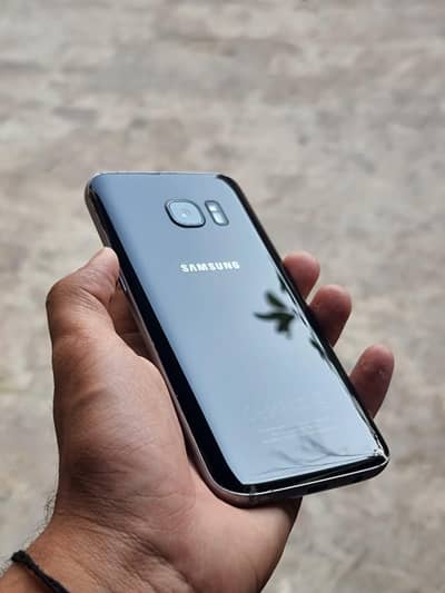 Samsung Galaxy S7 Official PTA approved "For Sale" condition (10/8.5)