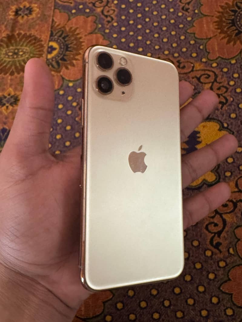 iPhone 11 Pro 6