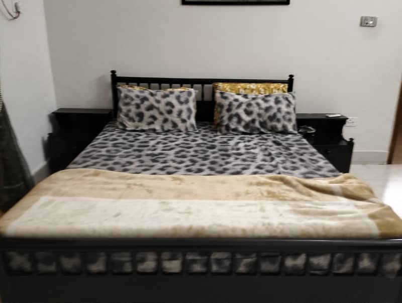 Room bed 0
