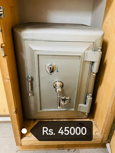 Steel Chairs | Steels Racks |  Steel Lockers | Steel Safe