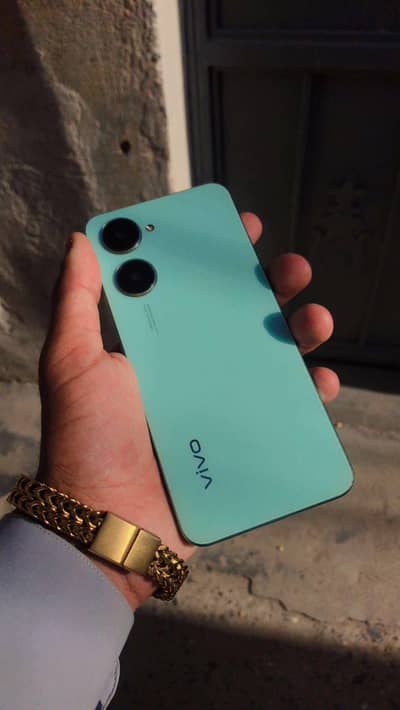 vivo y03